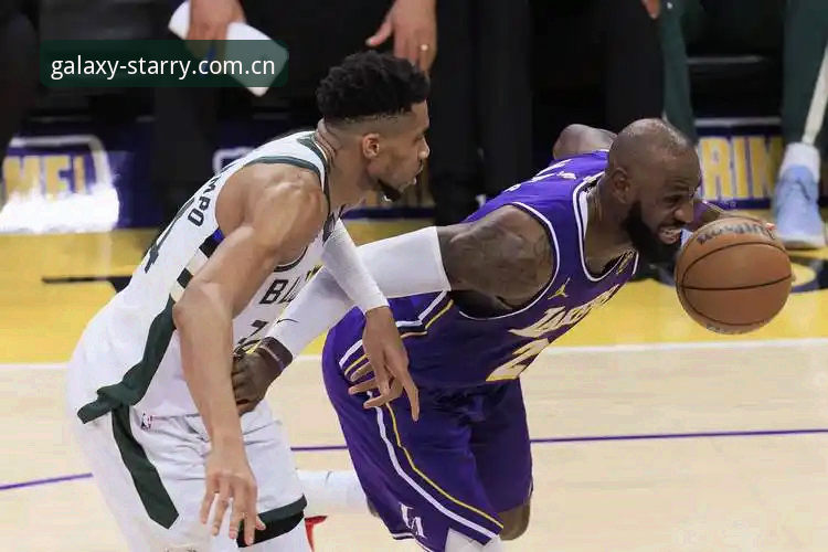 NBA交易热点追踪指南：从字母哥动向看星空直播竞品对比推荐的价值